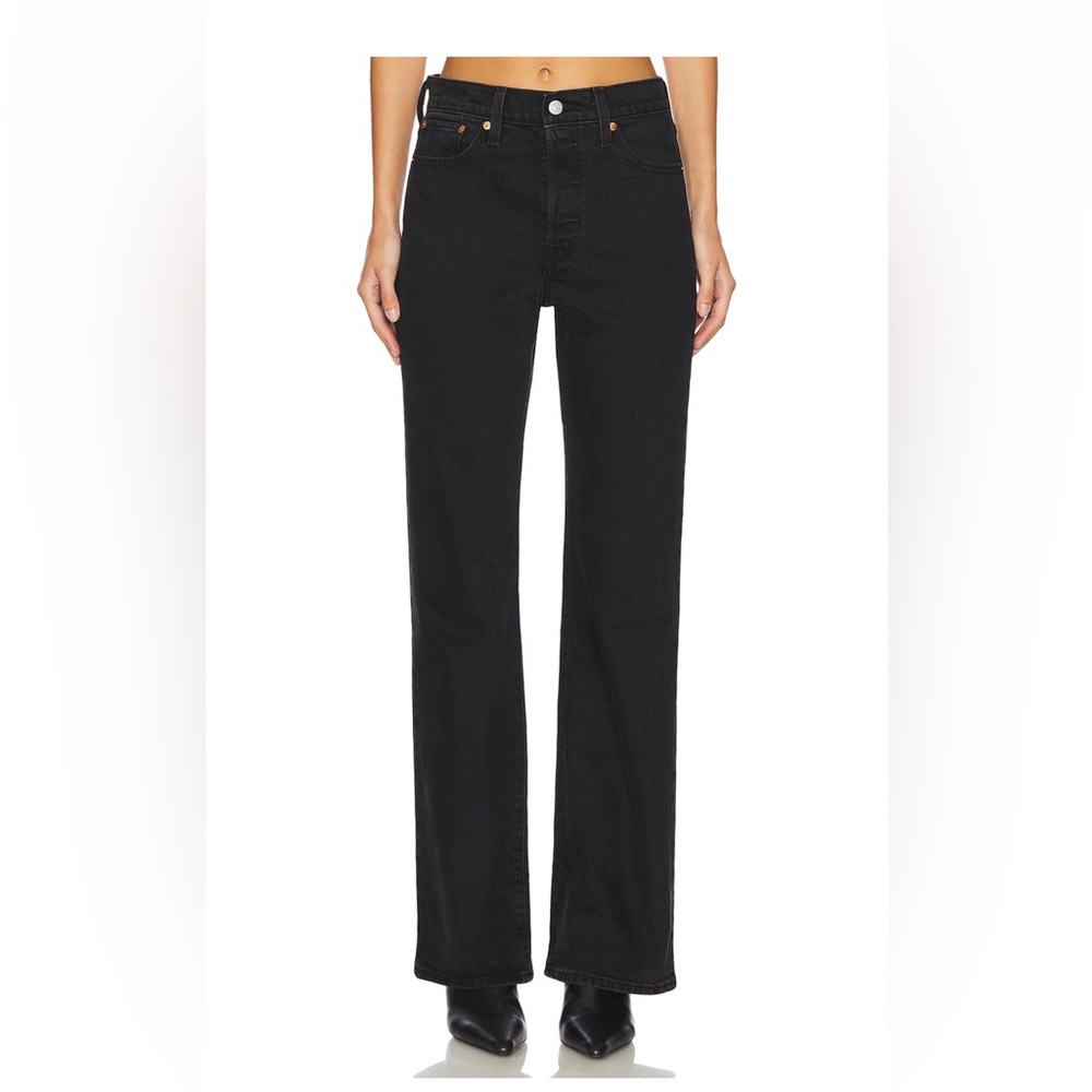 LEVI’S black wedgie boot jeans